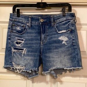 AE NEXT LEVEL STRETCH DESTROYED MIDI SHORTS SIZE 10